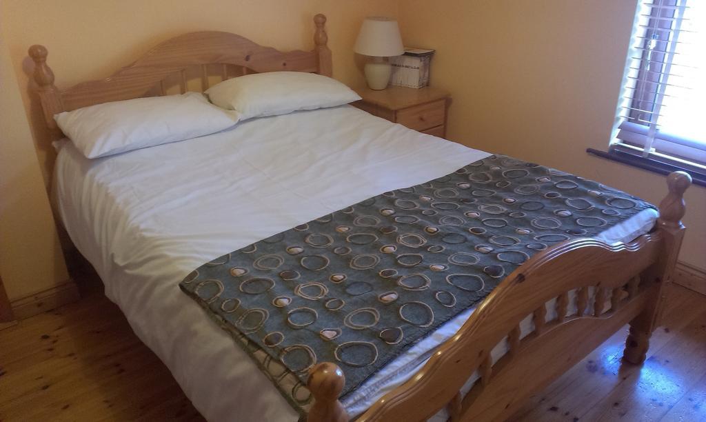 Ethan House B&B Rosscarbery Szoba fotó